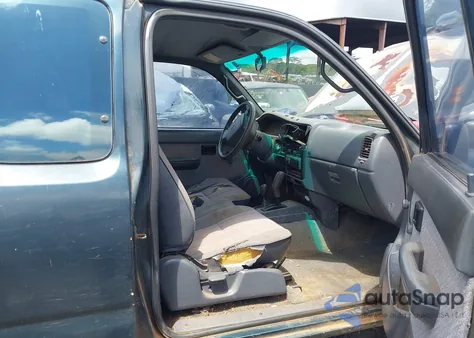 1996 Toyota Tacoma Xtracab from USA, damaged, VIN 4TAWN72N8TZ217143